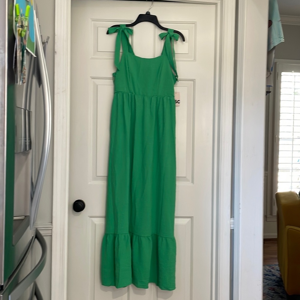 SO tied shoulder maxi— sold out style!